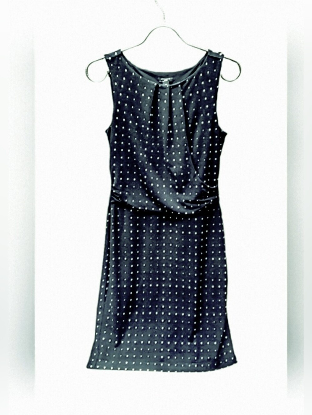 Ann Taylor Black Sleeveless Dress Elegant Flattering Drop Waist